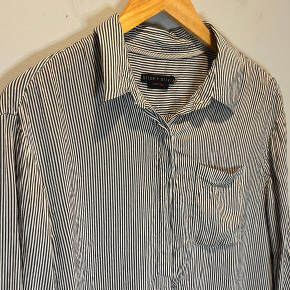Alice + Olivia Striped Button Down Shirt - size XL - Picture 2 of 6